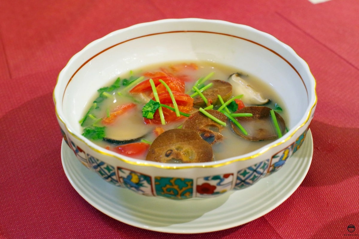 酸木瓜湯(伊那谷産かりん、春トマトのスープ)