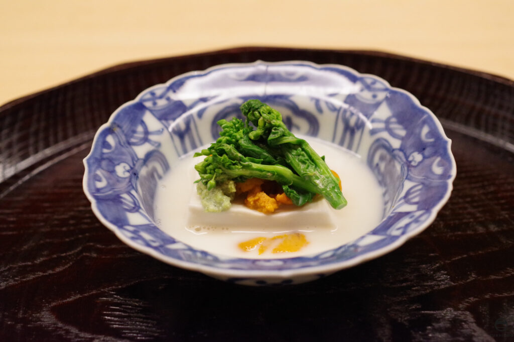 先付：練りたての胡麻豆腐