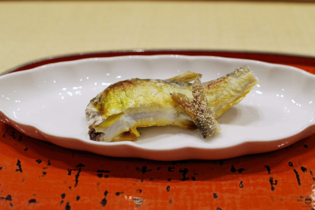 燒物：さっき親父が釣ってきた友釣り天然鮎の炭火焼き01