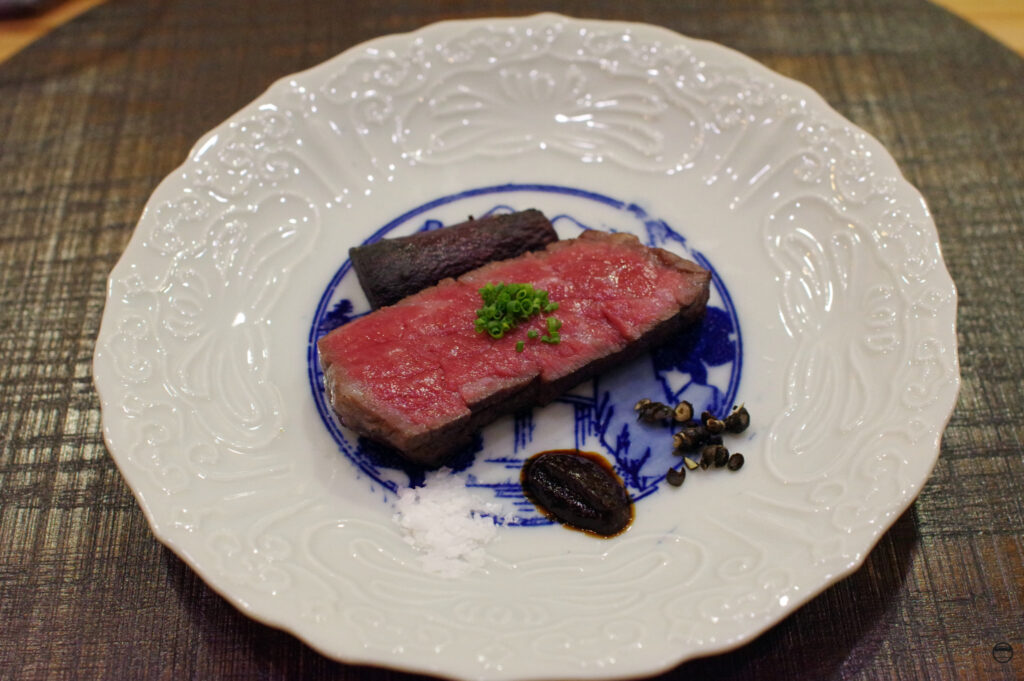 万葉牛のクリミ炭火焼き