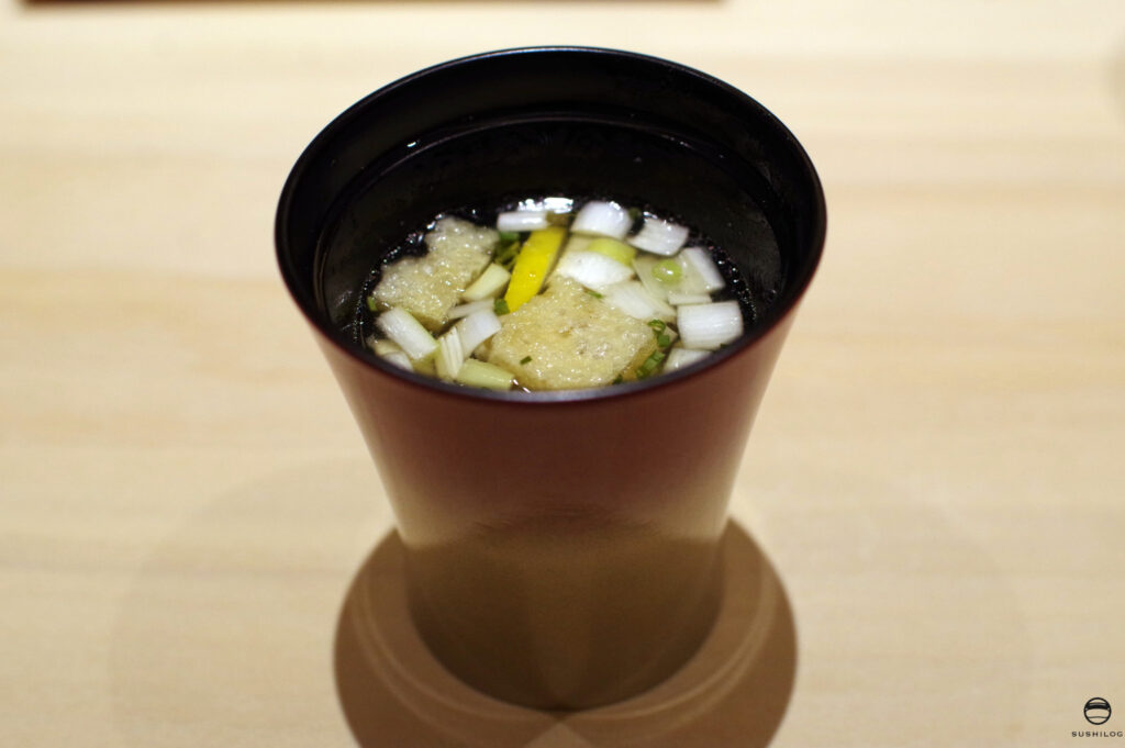 椀