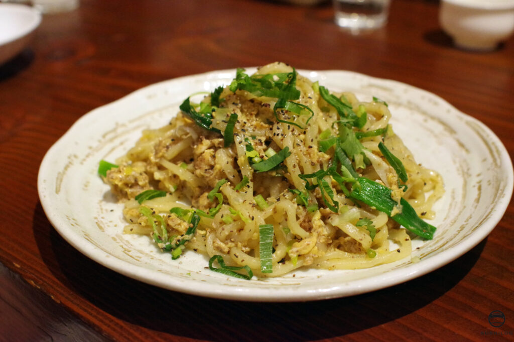 三年物海老味噌、卵の焼きソバ 