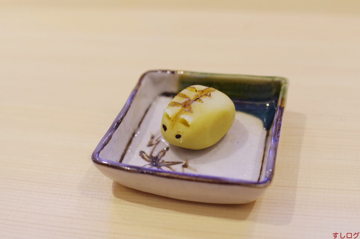 割烹渡辺水菓子：サツマイモ金団