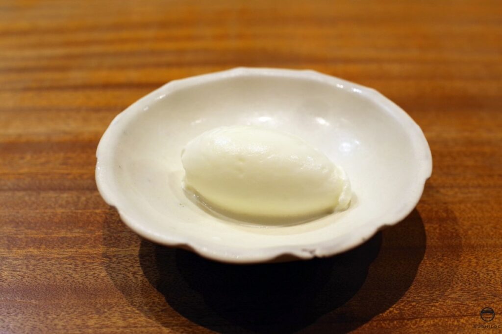 三良坂フロマージュリコッタチーズのアイスクリーム