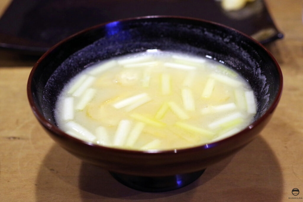 椀