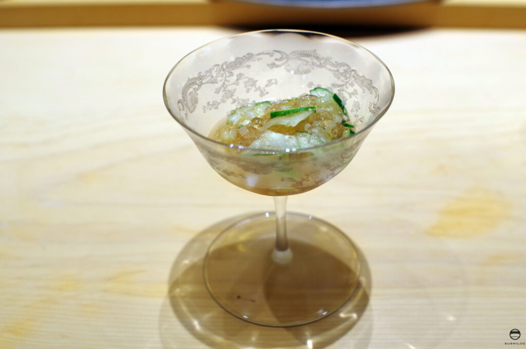 知床産ツブ貝と山形だしのジュレ