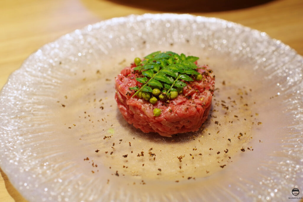 木の芽と実山椒の塩肉とろ