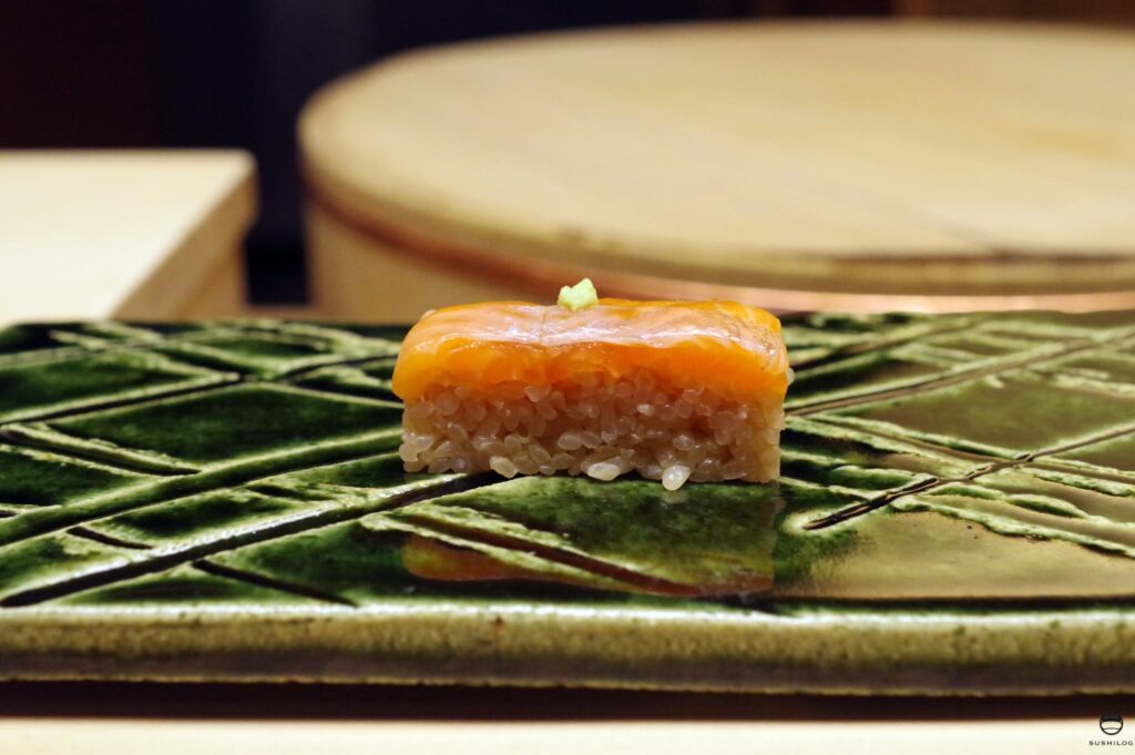 琵琶鱒の箱寿司