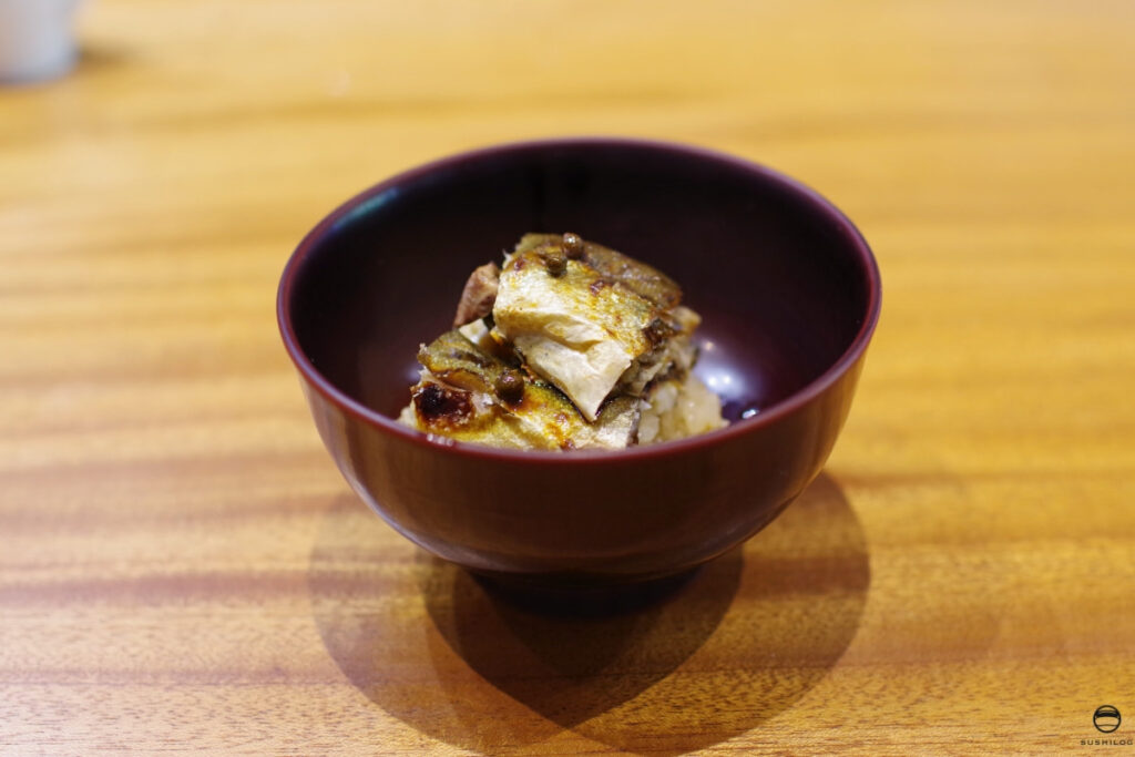 鮎の炭火焼きの飯蒸し