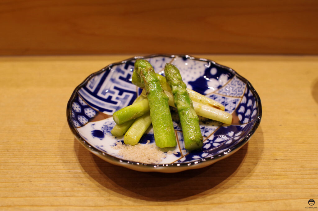 アスパラガスの素揚げ