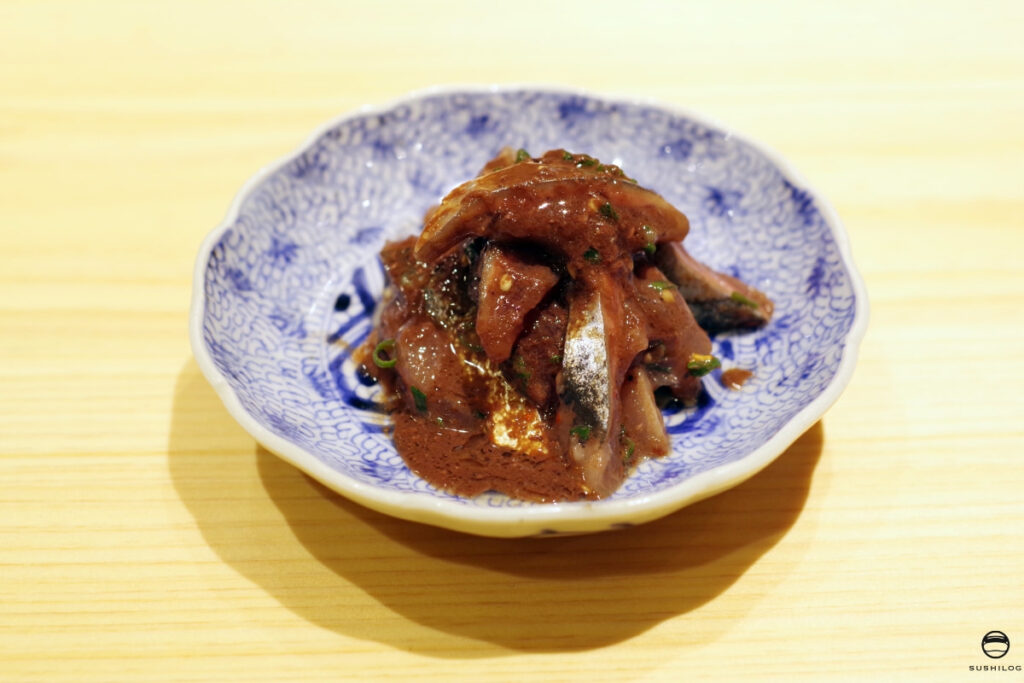 秋刀魚の肝醤油和え