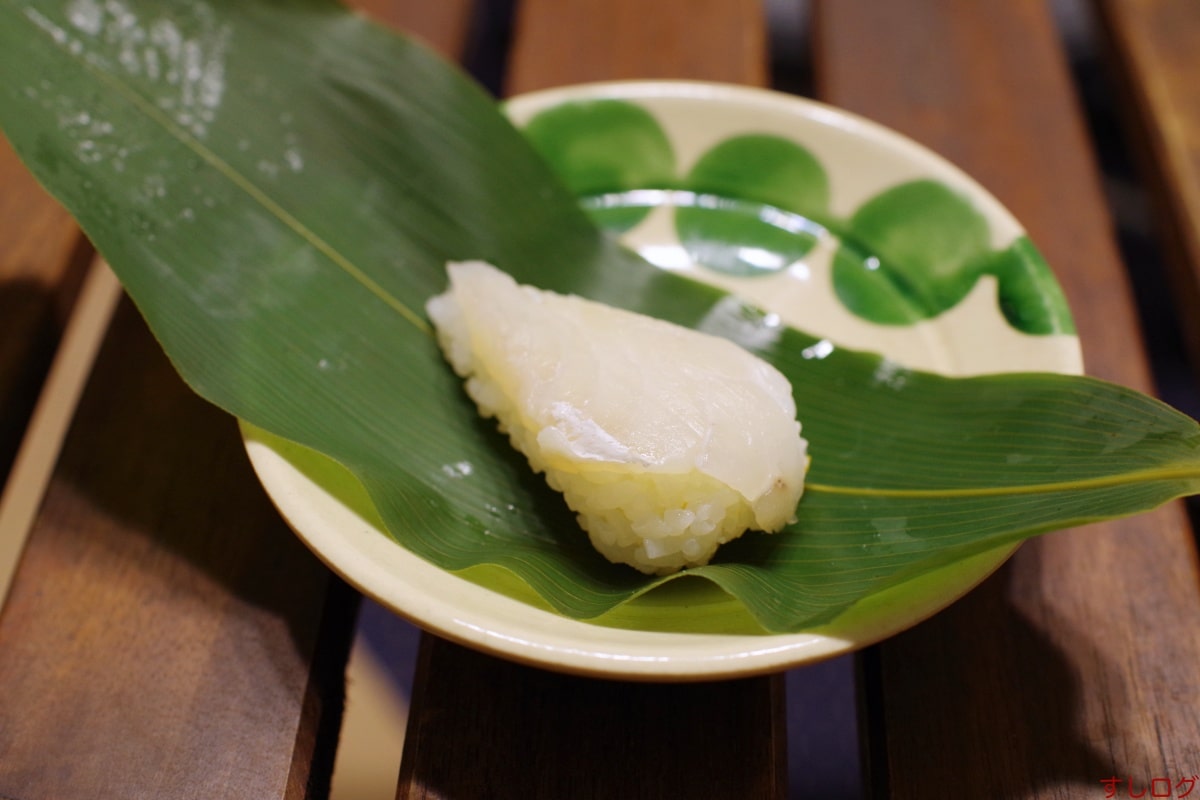 いづう鯛の笹寿司02