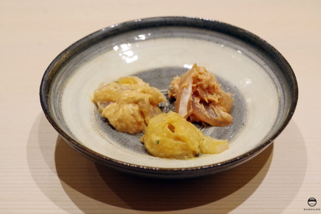 肝和え：カワハギ、ウマヅラハギのメス、ウマヅラハギのオス