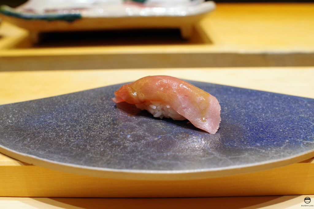 鮪中トロ