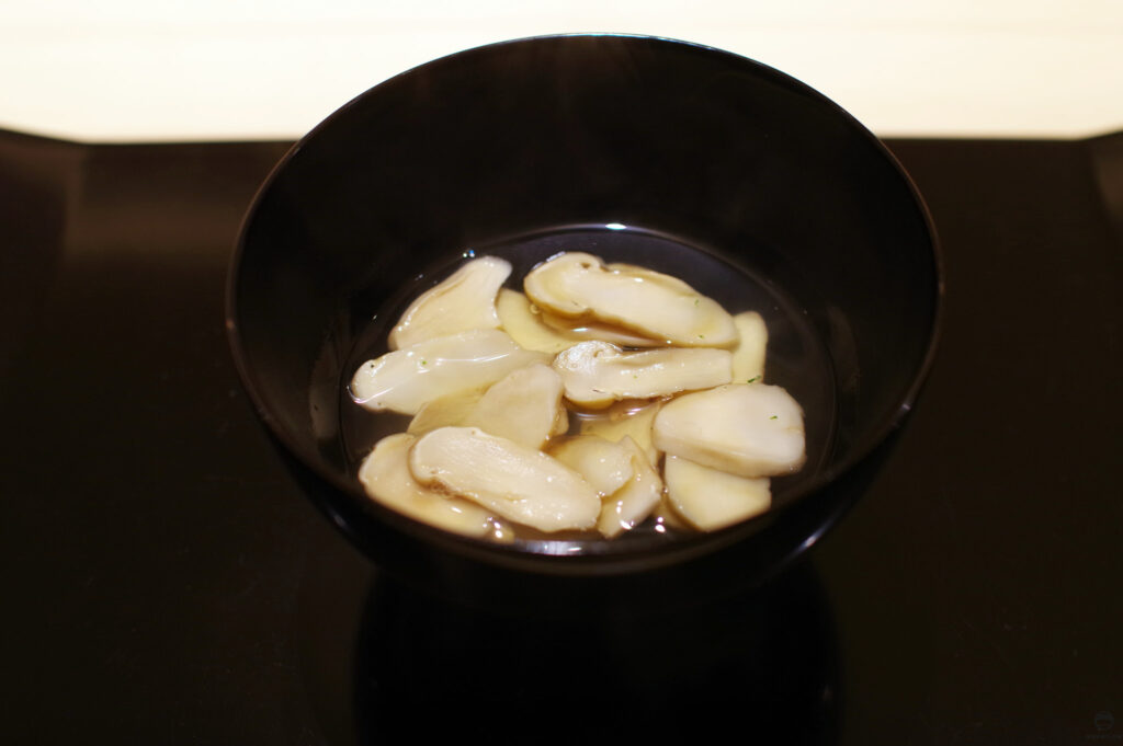 椀:松茸